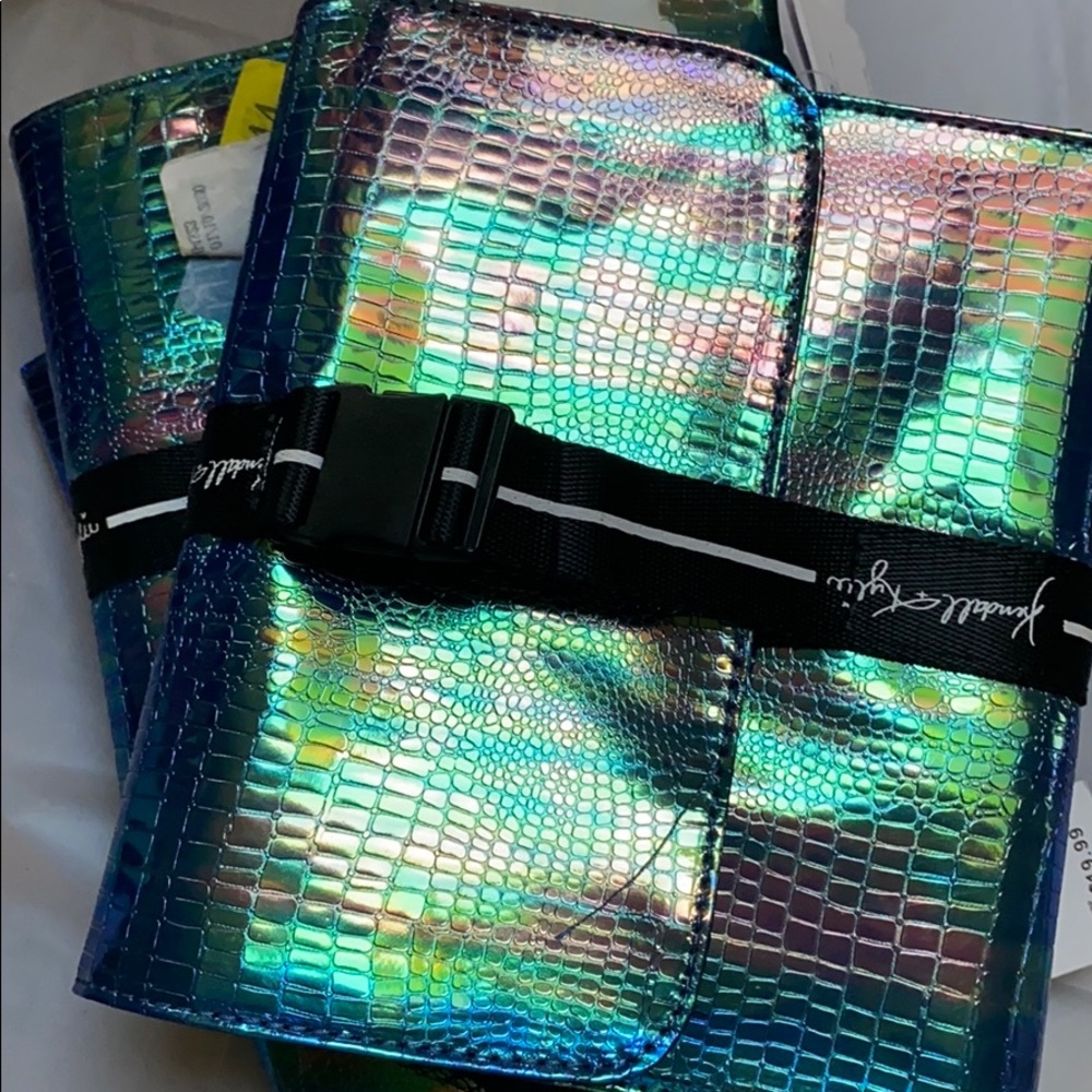 Cosmetic bags